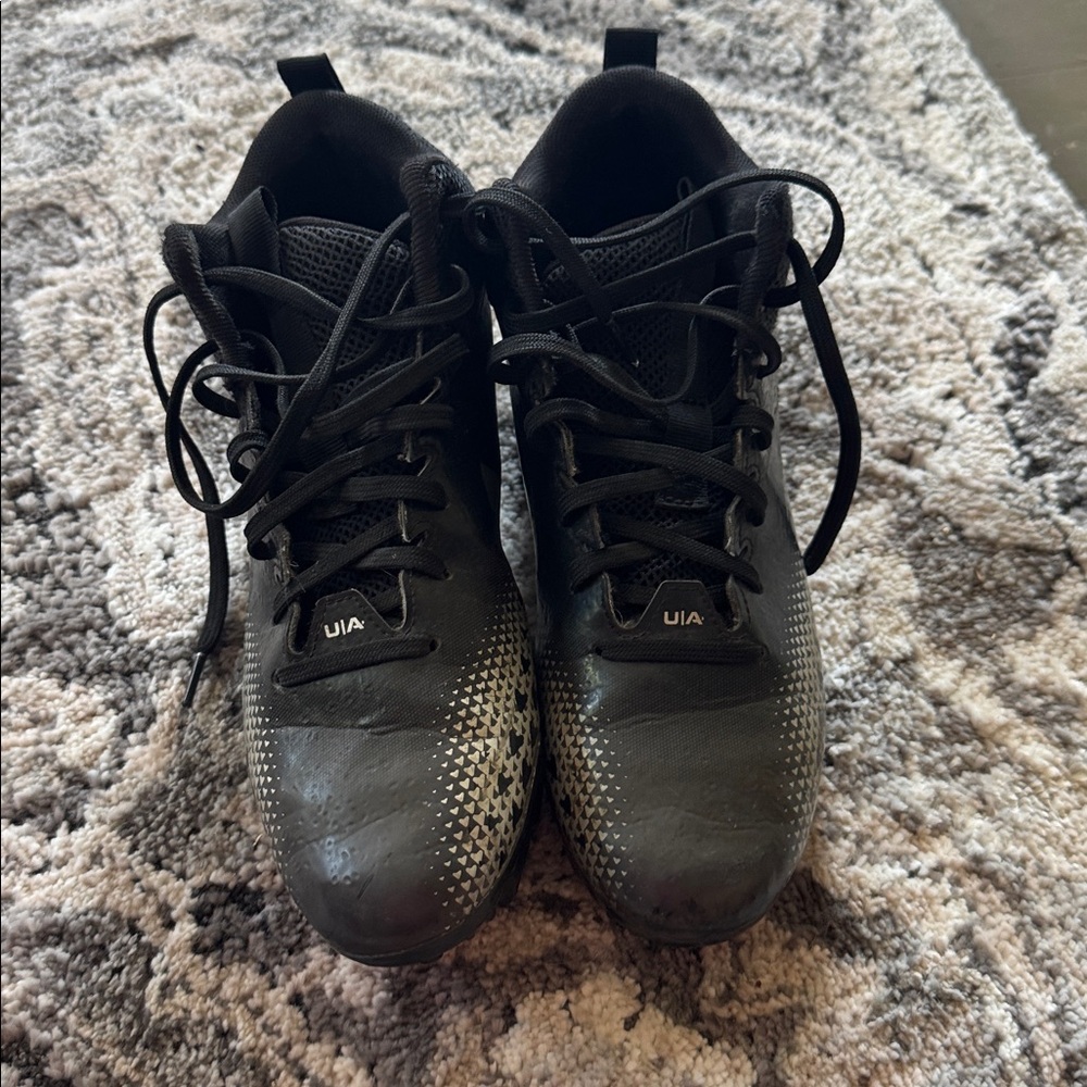 Under Armour Black and White Athletic Shoes